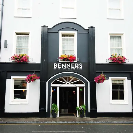Benners Hotel 3*