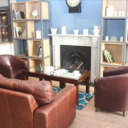 Отель Benners Трали