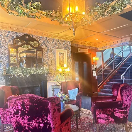Benners 3* Tralee